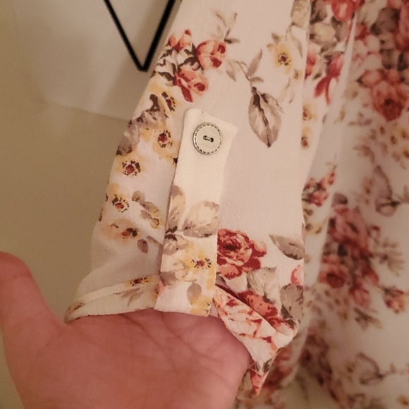 Top - Picture 3 of 6